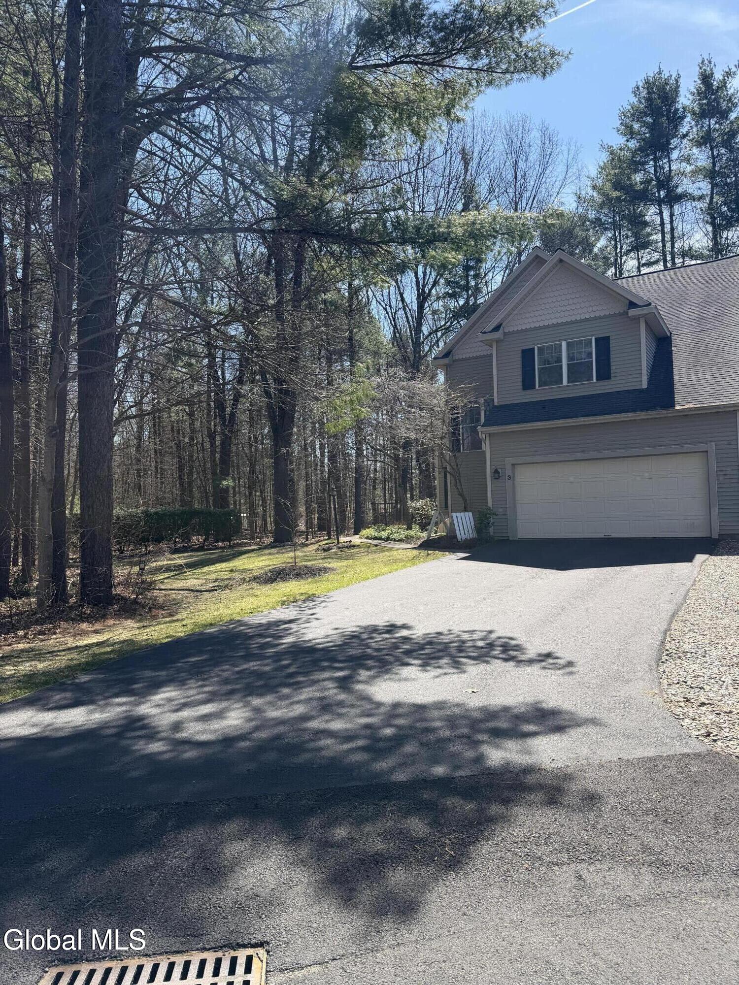 3 Donegal Way Wilton, NY 12866 - Photo 3 of 44 IMG_0615