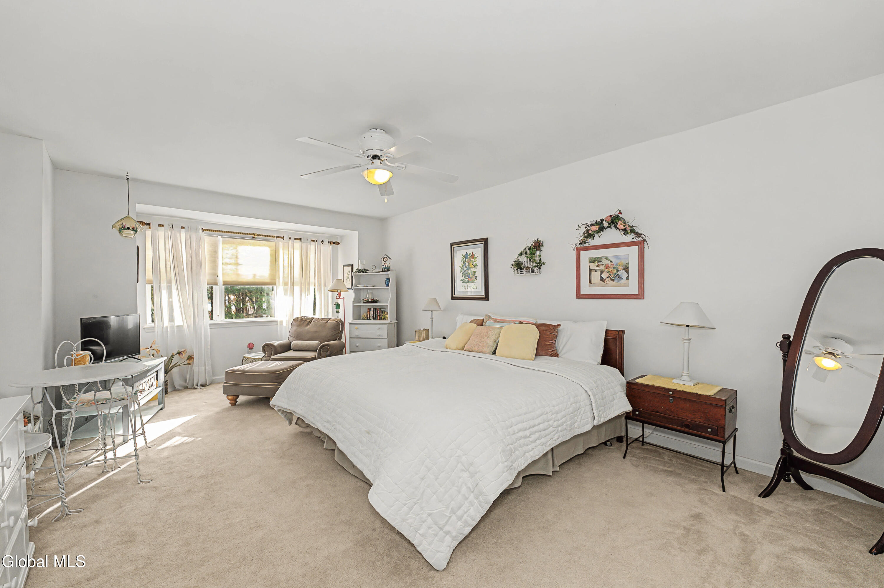 3 Donegal Way Wilton, NY 12866 - Photo 36 of 44 7 Bedroom 3