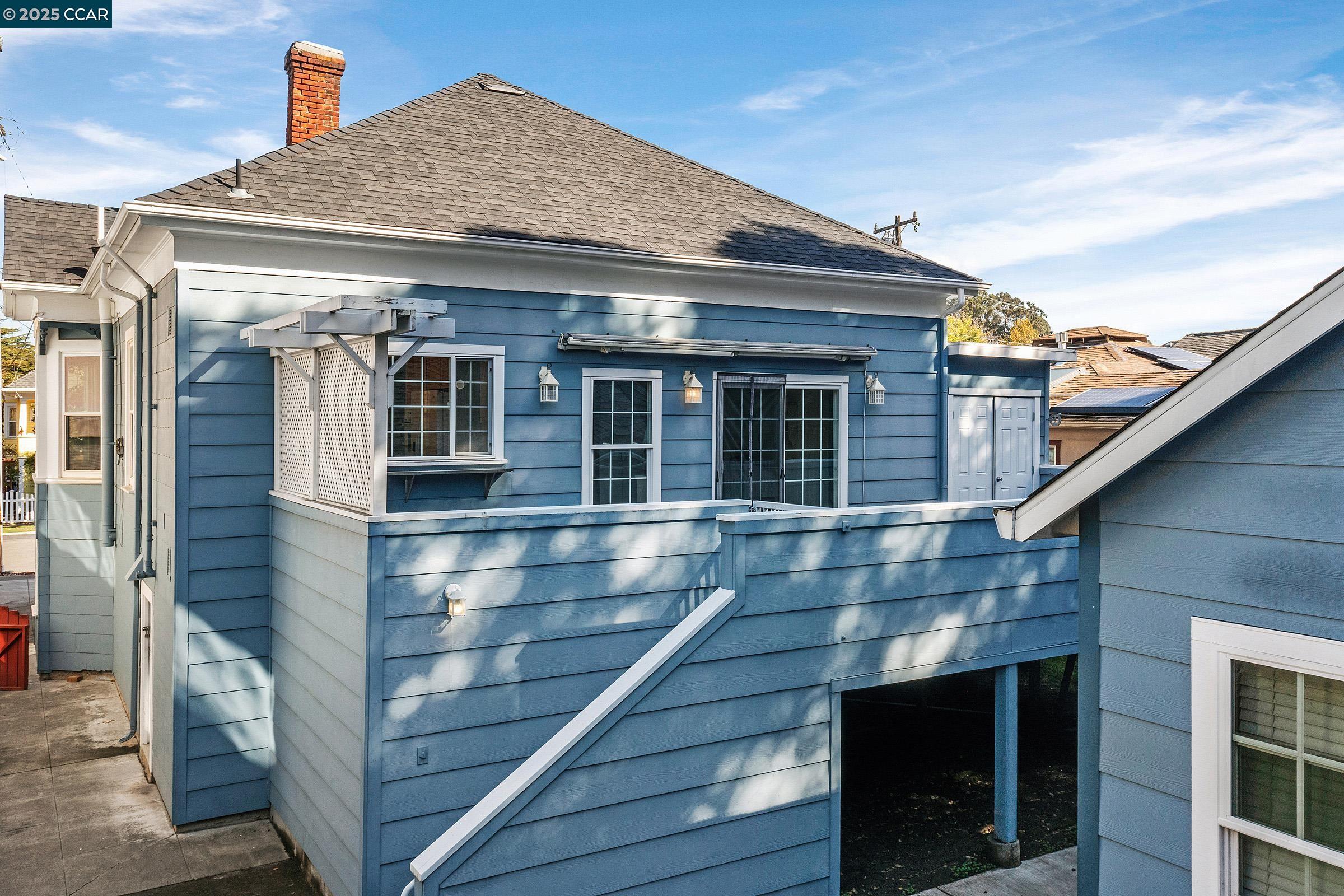 610 Quinan Street Pinole, CA 94564 - Photo 29 of 41 a view of a house with wooden floor and entryway