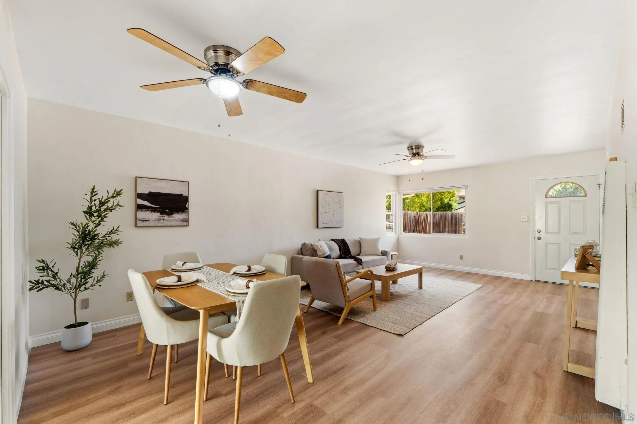 1416 South Maple Street Escondido, CA 92025 - Photo 8 of 48