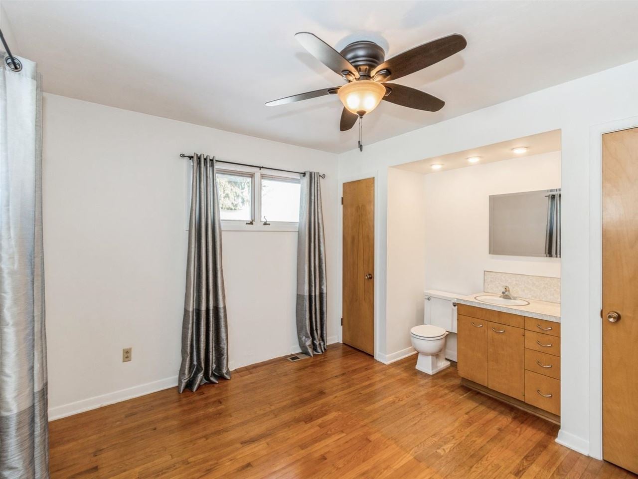 302 Sycamore Street Riverside, IA 52327 - Photo 8 of 28 Gallery Image 8