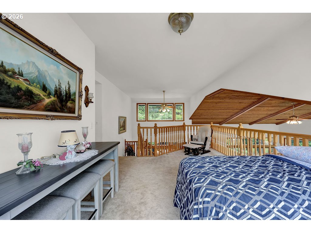 30898 Camas Swale Road Creswell, OR 97426 - Photo 26 of 48 Primary Bedroom
