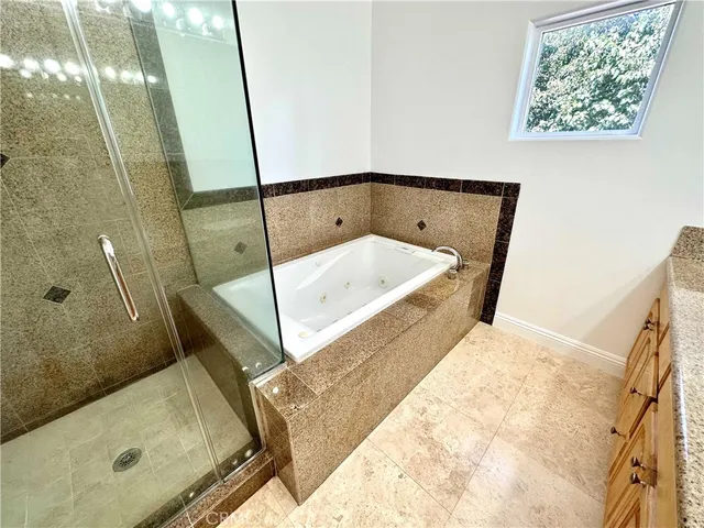 $4,950 | 7245 Baek Court, Van Nuys, CA 91405