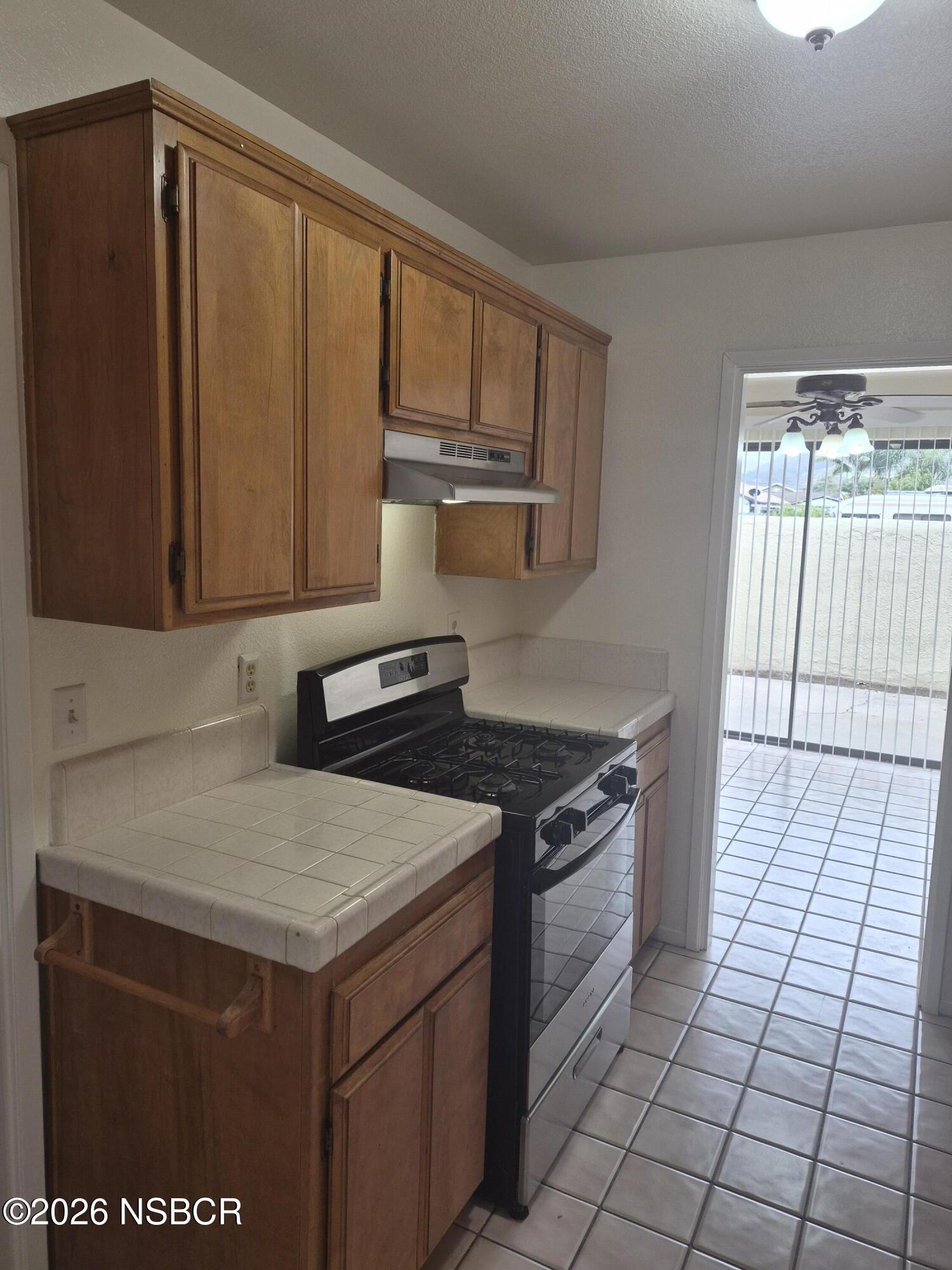 307 North M Street Lompoc, CA 93436 - Photo 9 of 25 307 N M St. #23