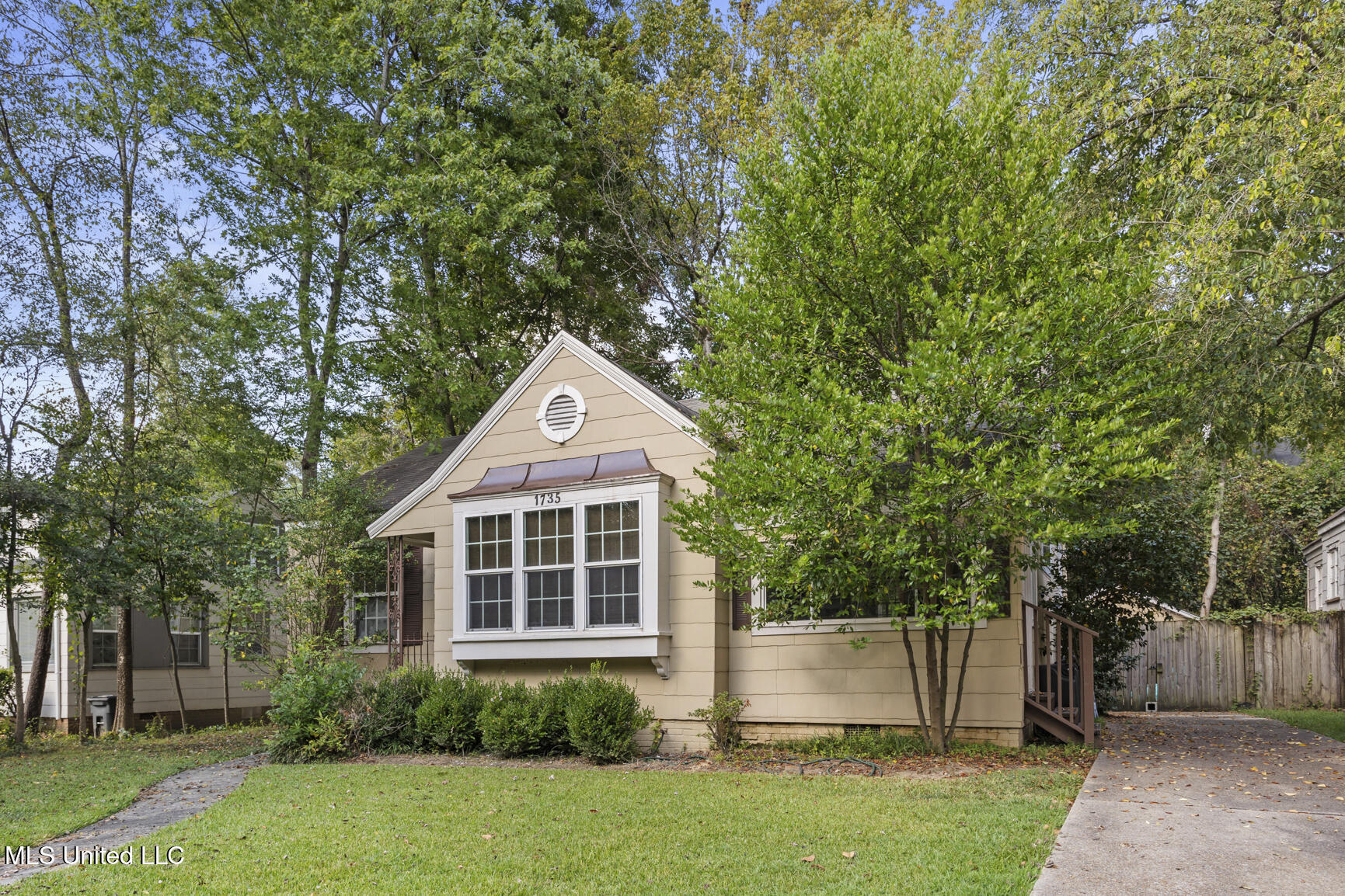 1735 Piedmont Street Jackson, MS 39202 - Photo 2 of 28 1735 Piedmont-2