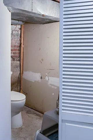 $170,000 | 9516 South Yale Avenue, Chicago, IL 60628