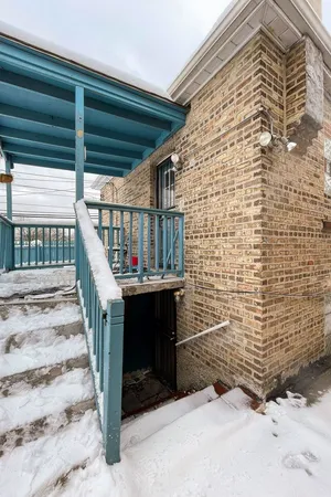 a view of entryway
