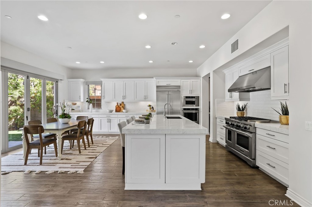 49 Saddlehorn Irvine, CA 92602 - Photo 14 of 73