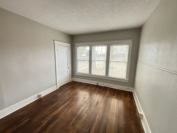 $1,595 | 949 Mansfield Street, Unit 2, Nashville, TN 37206