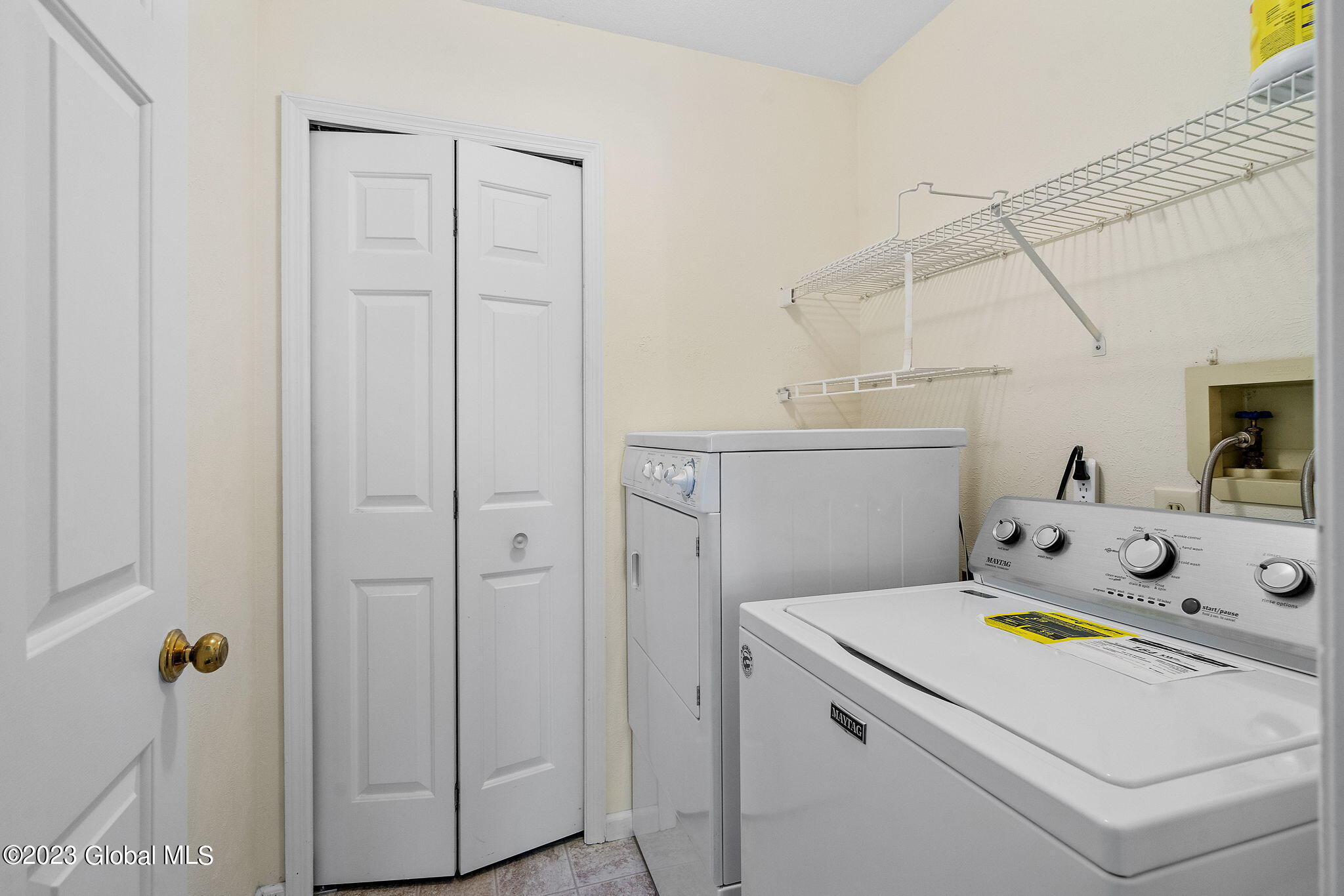 8 Highpointe Drive Troy, NY 12182 - Photo 40 of 57 23-web-or-mls-8-highpointe-dr