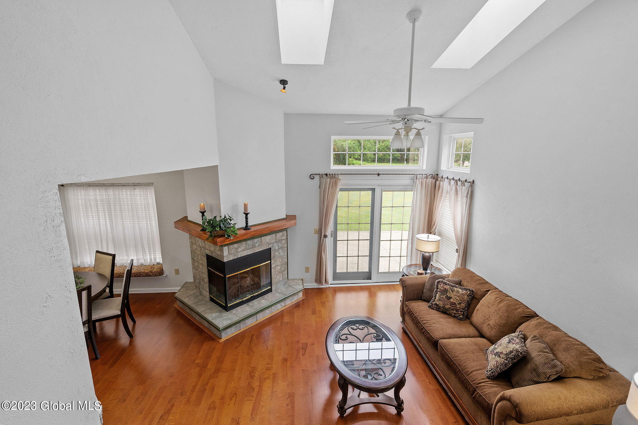 8 Highpointe Drive Troy, NY 12182 - Photo 4 of 57 36-web-or-mls-8-highpointe-dr