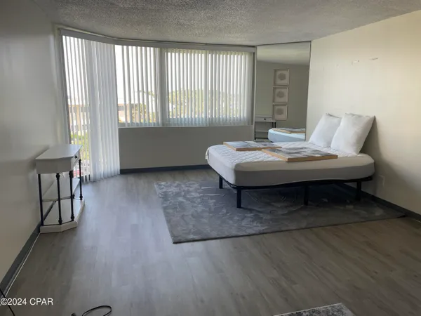 $1,200 | 8817 South Thomas Drive, Unit 404, Panama City Beach, FL 32408