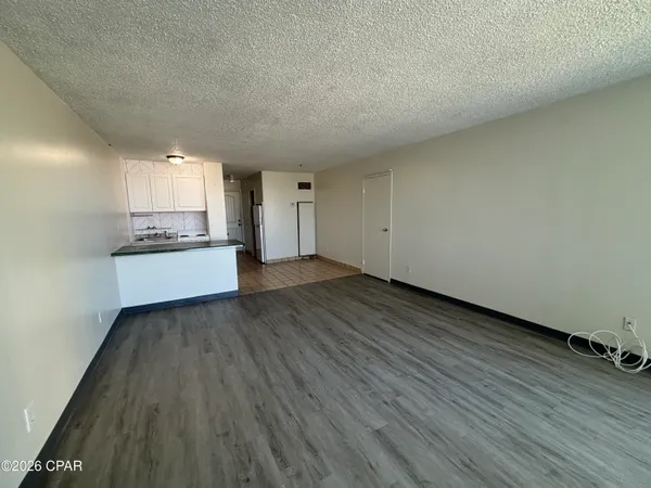 $1,200 | 8817 South Thomas Drive, Unit 404, Panama City Beach, FL 32408