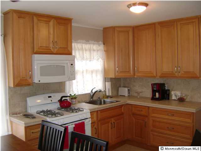 84 Cedar Run Road Bayville, NJ 08721 - Photo 3 of 8 Additional Photo