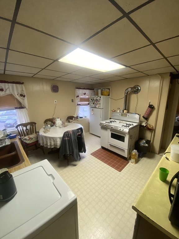 23 Suffolk Street Worcester, MA 01604 - Photo 12 of 18