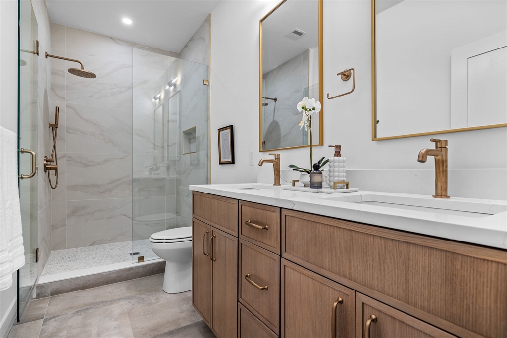 125 Addison Street, Unit 2 Boston, MA 02128 - Photo 18 of 24 Gallery Image 18