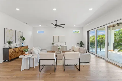 $3,795,000 | 500 East Davis Boulevard, Tampa, FL 33606