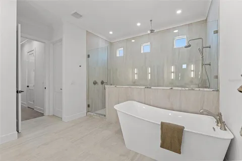 $3,795,000 | 500 East Davis Boulevard, Tampa, FL 33606