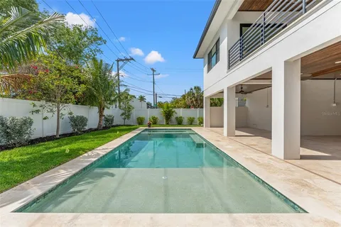 $3,795,000 | 500 East Davis Boulevard, Tampa, FL 33606