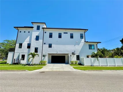 $3,795,000 | 500 East Davis Boulevard, Tampa, FL 33606