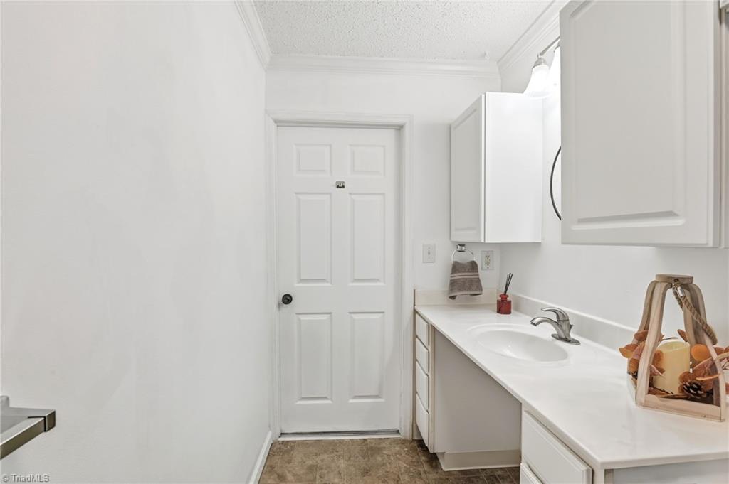 487 Raven Ridge Drive Kernersville, NC 27284 - Photo 20 of 31