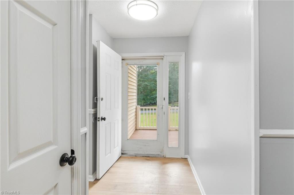 487 Raven Ridge Drive Kernersville, NC 27284 - Photo 9 of 31