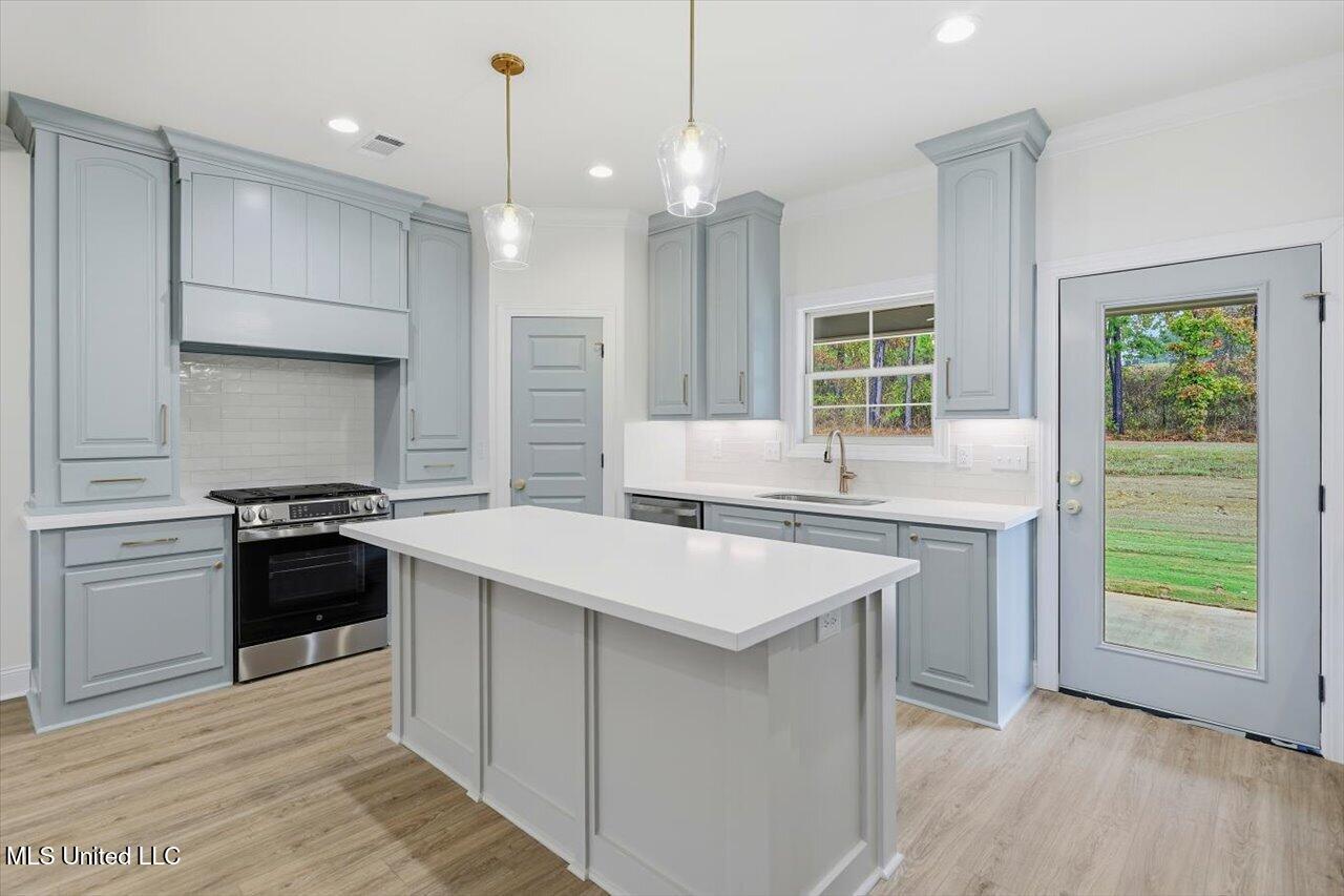 159 Bronson Bend Flowood, MS 39232 - Photo 10 of 34 10-159 Bronson Bnd _ Home Tours MS