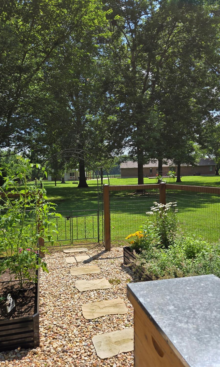 2635 Jackson Road Hamilton, OH 45011 - Photo 21 of 48