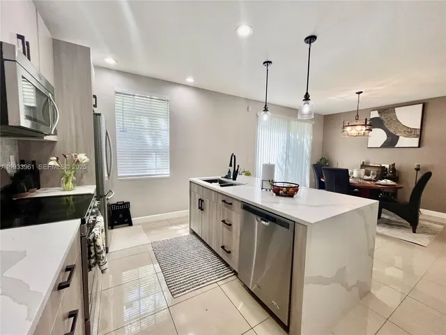 $3,300 | Miramar, Miramar, FL 33025