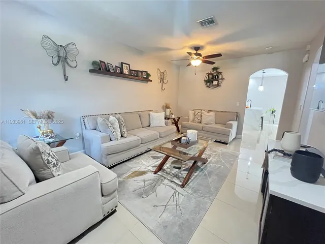 $3,300 | Miramar, Miramar, FL 33025