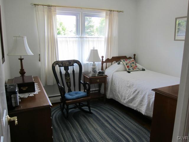982 Springhouse Road Allentown, PA 18104 - Photo 8 of 18 Gallery Image 8