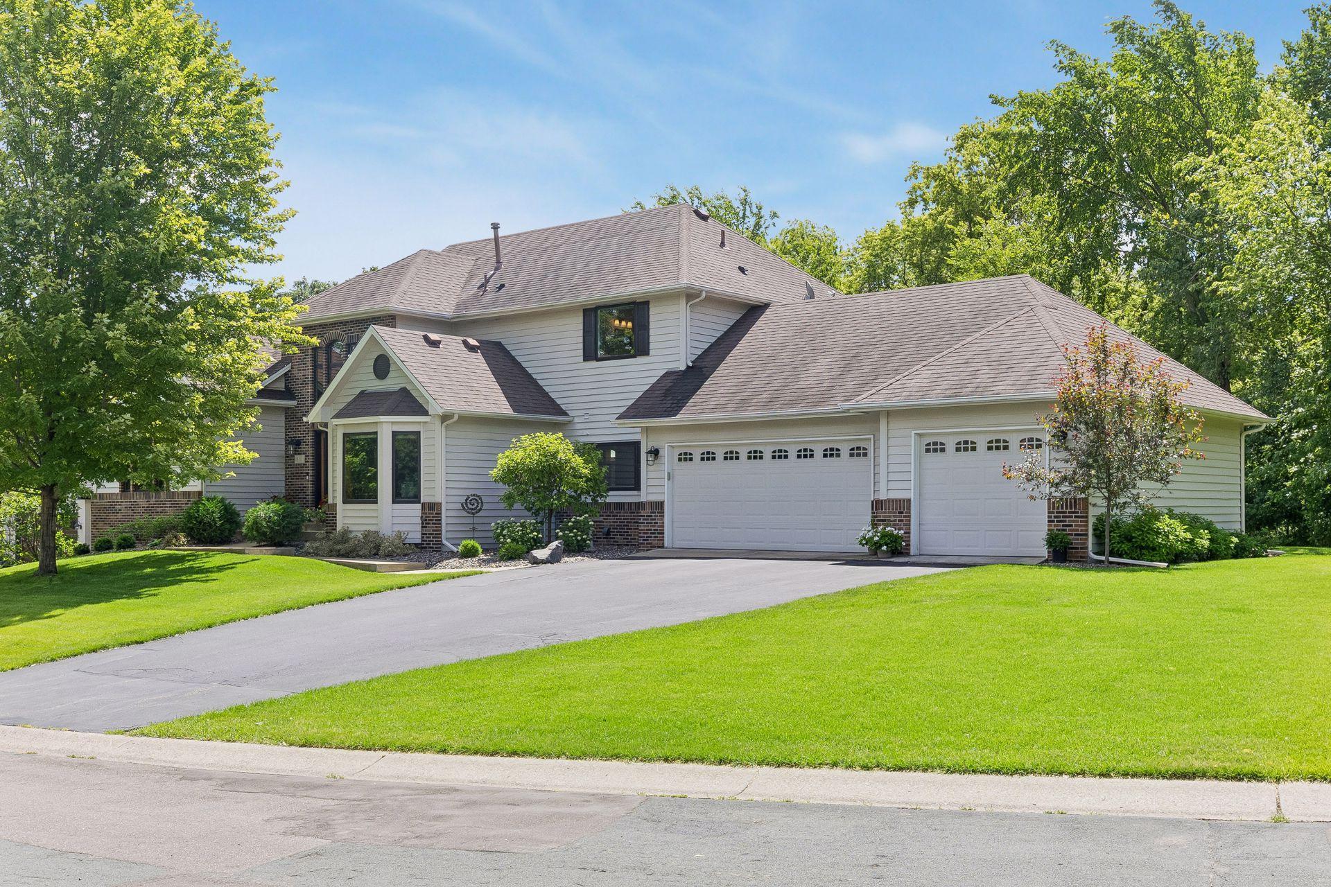 16560 Lake Ridge Drive Maple Grove, MN 55311 - Photo 2 of 55