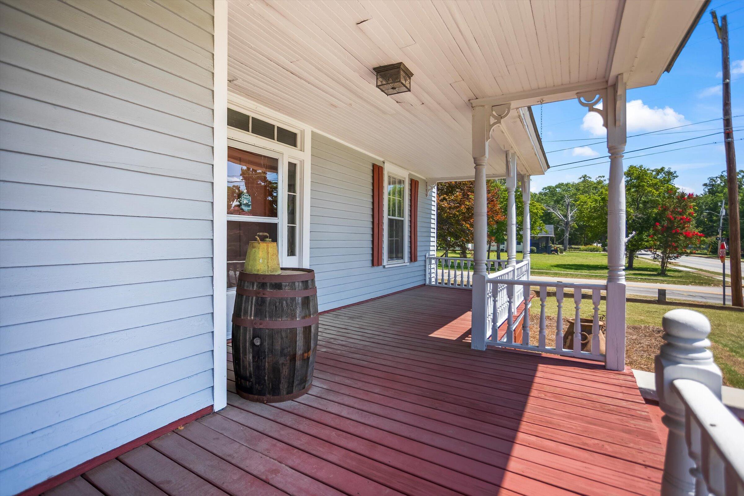 818 Calhoun Street Johnston, SC 29832 - Photo 9 of 49