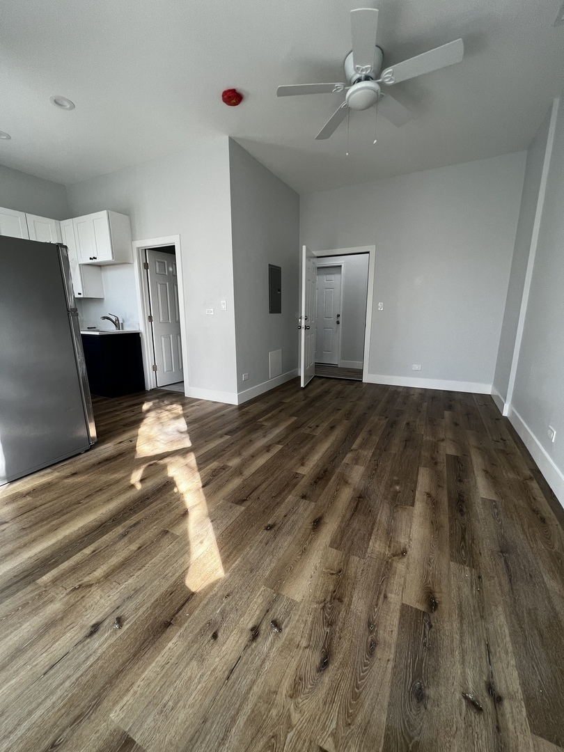 1915 South Avers Avenue, Unit 2F Chicago, IL 60623 - Photo 4 of 5