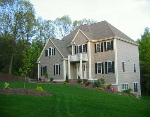37 Old Staples Road Cumberland, RI 02864 - Photo 1 of 8 Exterior Front.