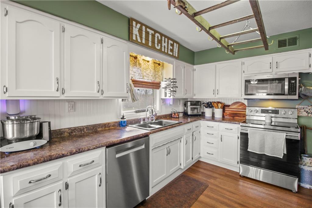 3308 East 303rd Street Cleveland, MO 64734 - Photo 9 of 33