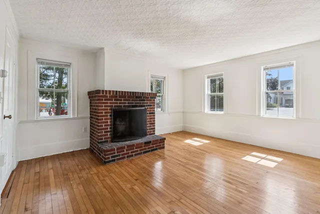 $795,000 | 1830 Post Road, Wells, ME 04090