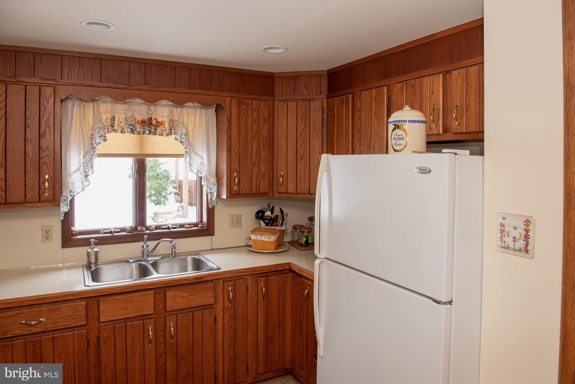 2086 Needhammer Road Pottstown, PA 19464 - Photo 17 of 58 includes frig and built in microwave