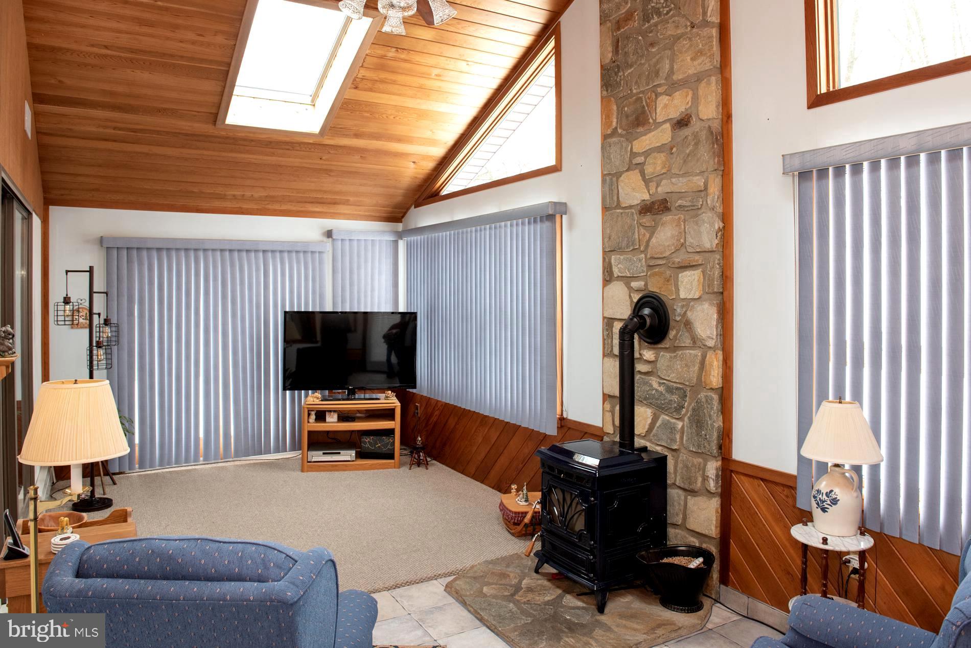2086 Needhammer Road Pottstown, PA 19464 - Photo 25 of 58 lots of great natural lighting