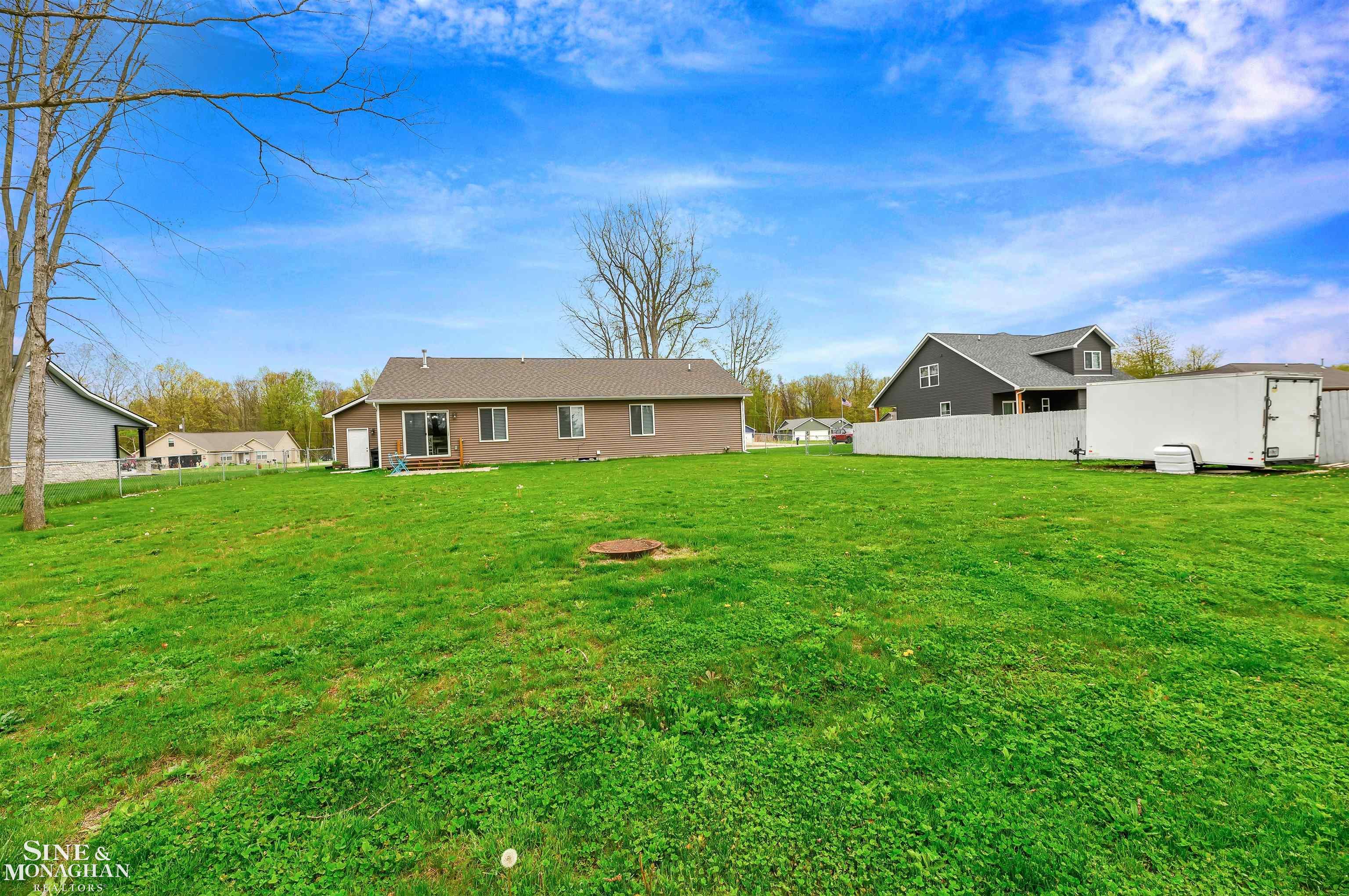 9390 Folkert Road Algonac, MI 48001 - Photo 38 of 39 50108379-37.JPG