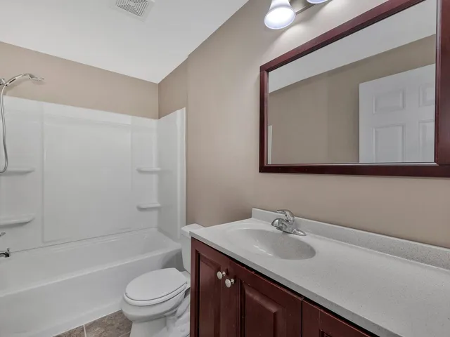 $265,000 | 6624 East 44th Court North, Bel Aire, KS 67226