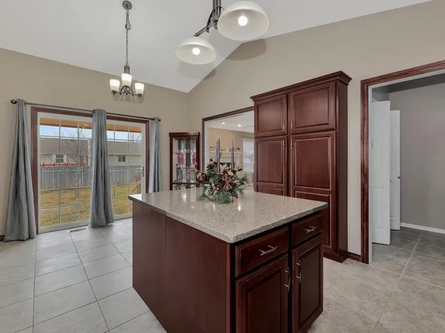 $265,000 | 6624 East 44th Court North, Bel Aire, KS 67226