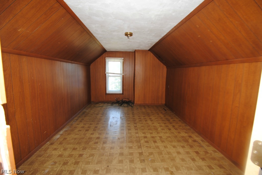 4404 Riverside Avenue Cleveland, OH 44102 - Photo 10 of 17