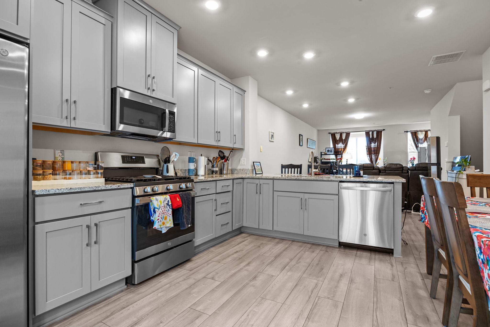 108 Annapolis Street Bensalem, PA 19020 - Photo 8 of 22