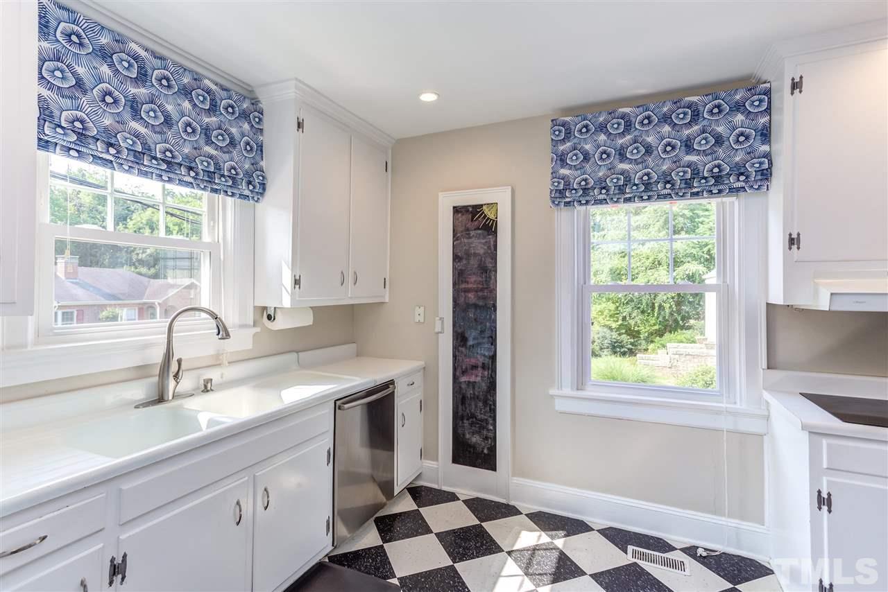 1601 Fairview Road Raleigh, NC 27608 - Photo 11 of 30