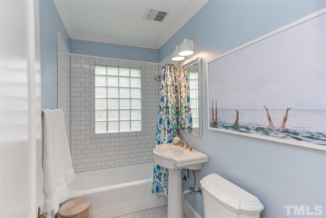 1601 Fairview Road Raleigh, NC 27608 - Photo 18 of 30
