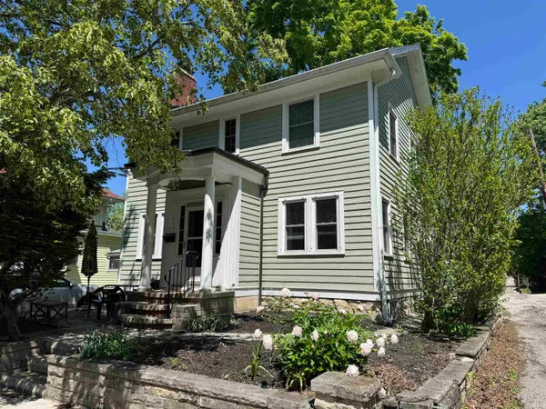 $3,200 | 707 East University Street, Bloomington, IN 47401