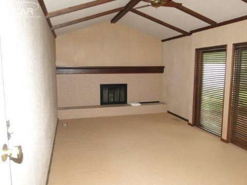 3355 Coldwater Road Mount Morris, MI 48458 - Photo 5 of 20 20442633-4.JPG