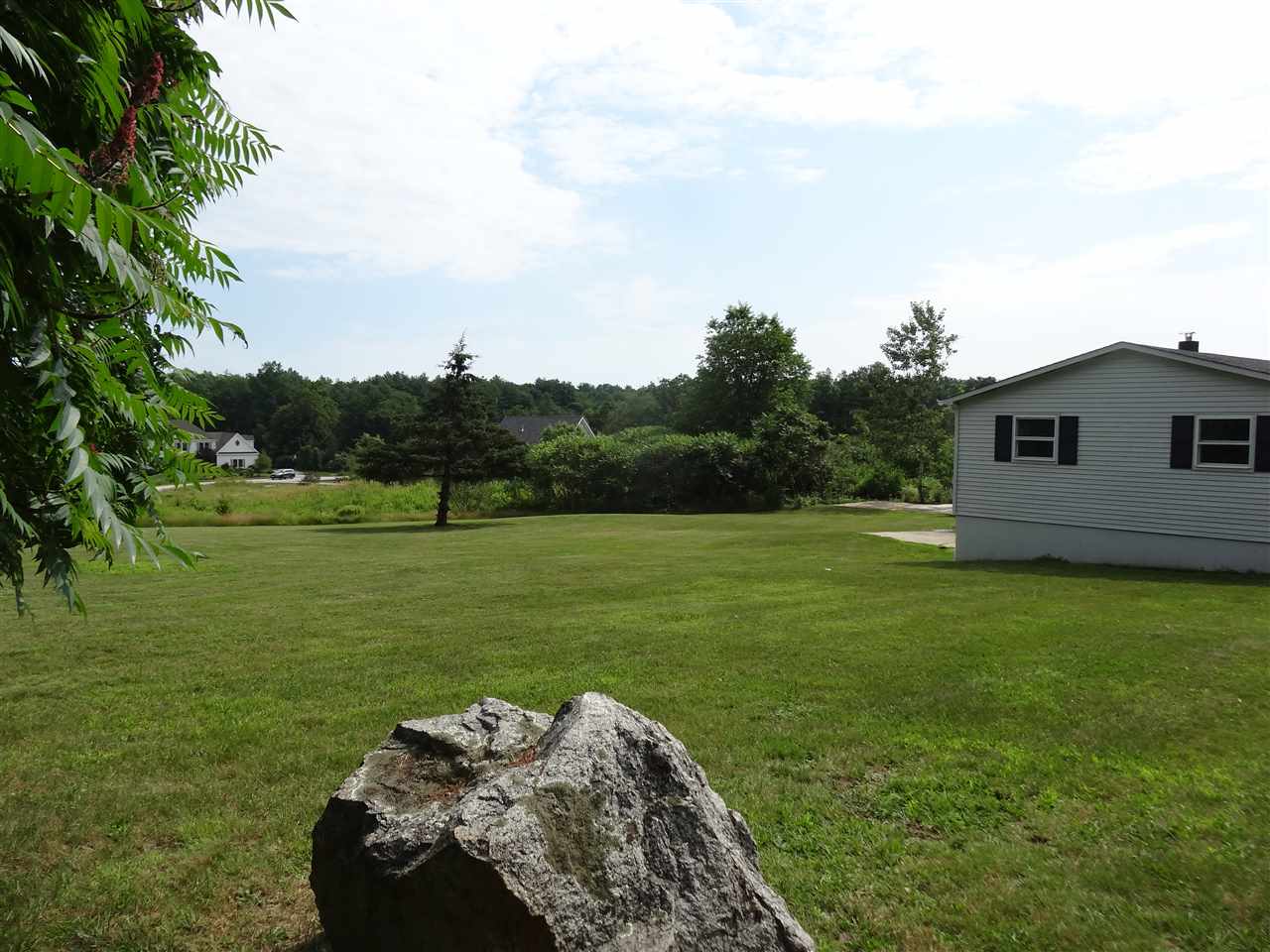 49 Winnicut Road North Hampton, NH 03862 - Photo 16 of 19 Gallery Image 16