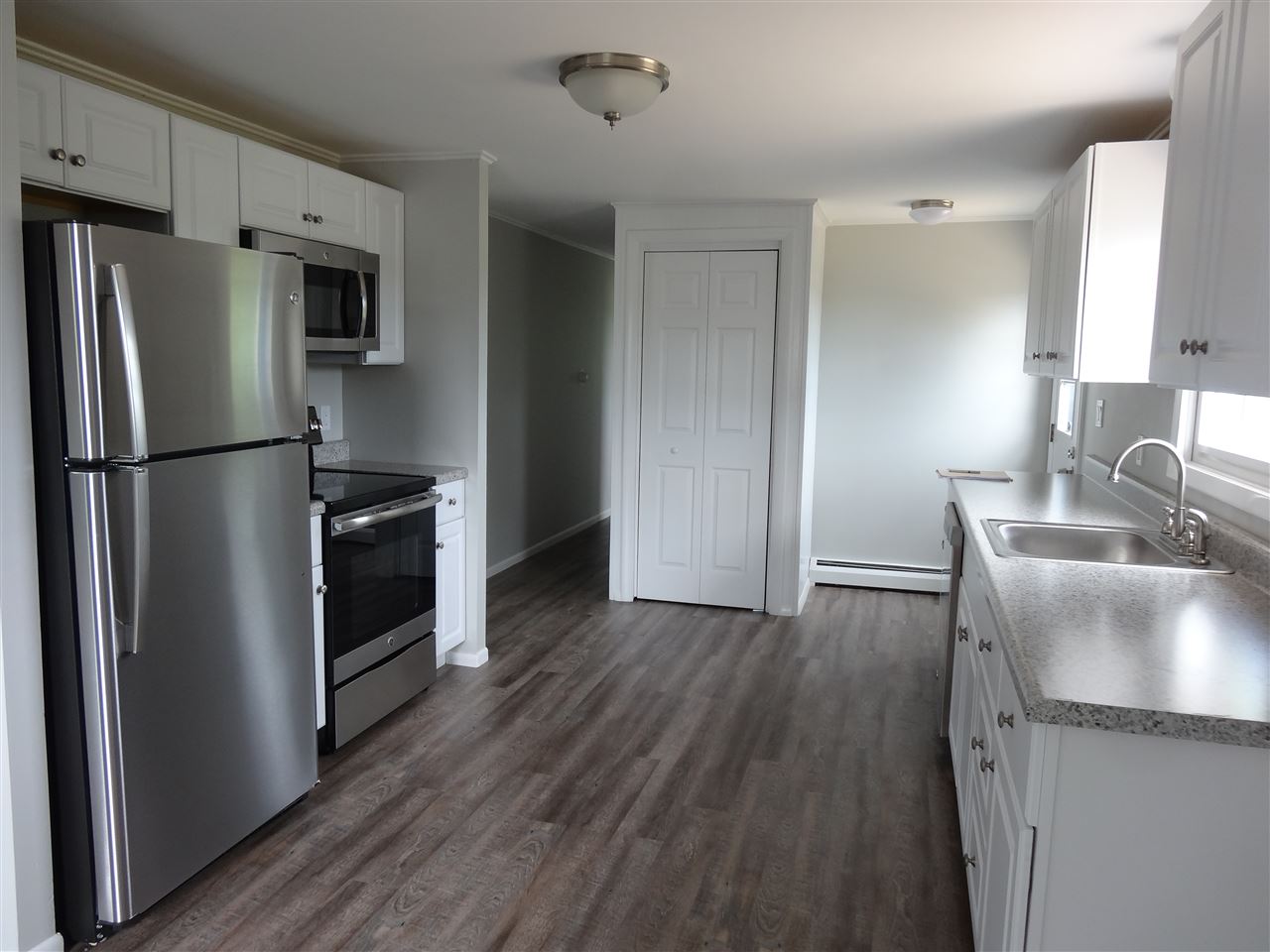 49 Winnicut Road North Hampton, NH 03862 - Photo 4 of 19 Gallery Image 4